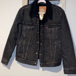 Levi’s Sherpa Lining Jean Jacket